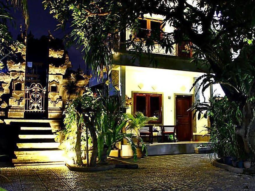 Nakula Guest House Кута Екстериор снимка